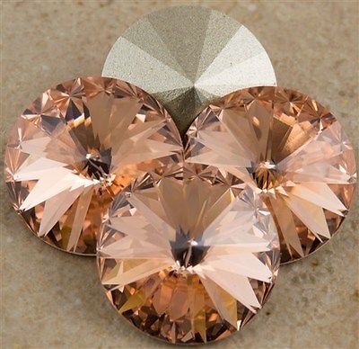 Swarowsky Rivoli Crystal 362 Light Peach 12mm